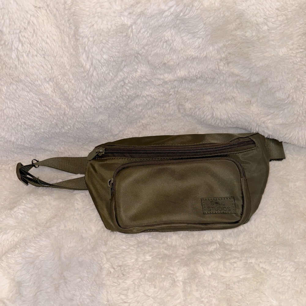 Soul Studios fanny pack/crossbody